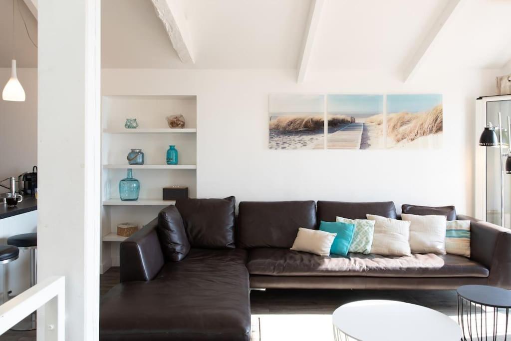 #40 Bright Sea View Suite For 6 2Mins Walk Port & Sea Villefranche-sur-Mer Exterior photo