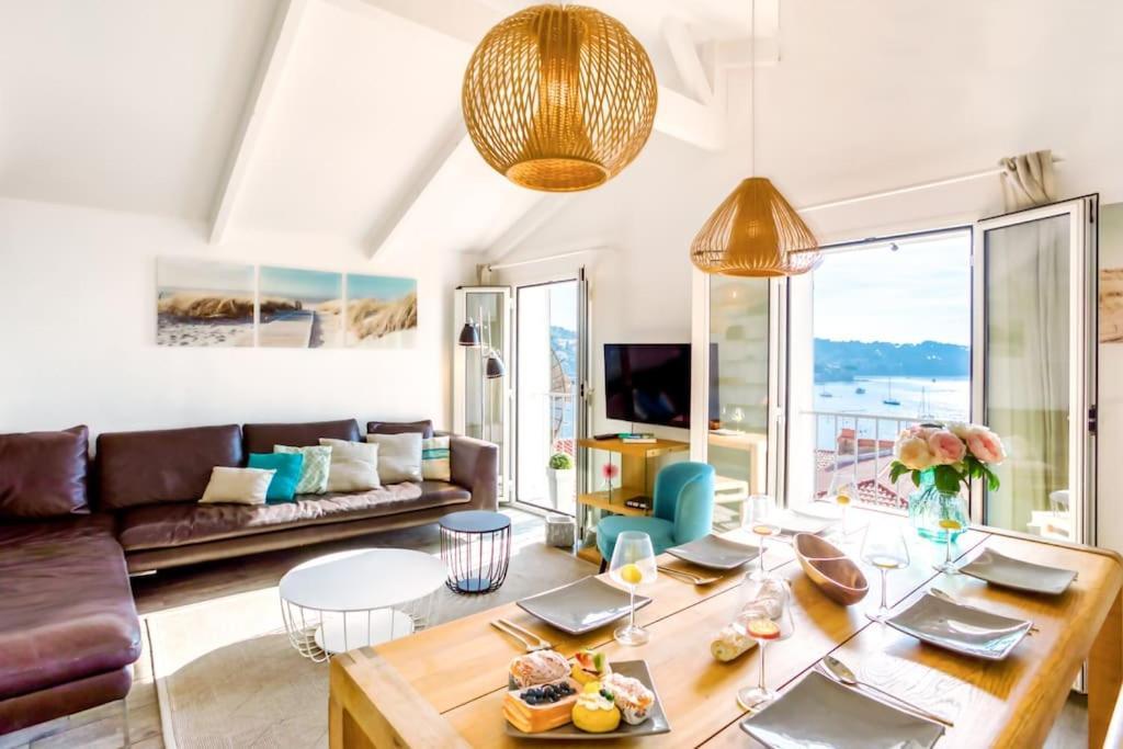#40 Bright Sea View Suite For 6 2Mins Walk Port & Sea Villefranche-sur-Mer Exterior photo